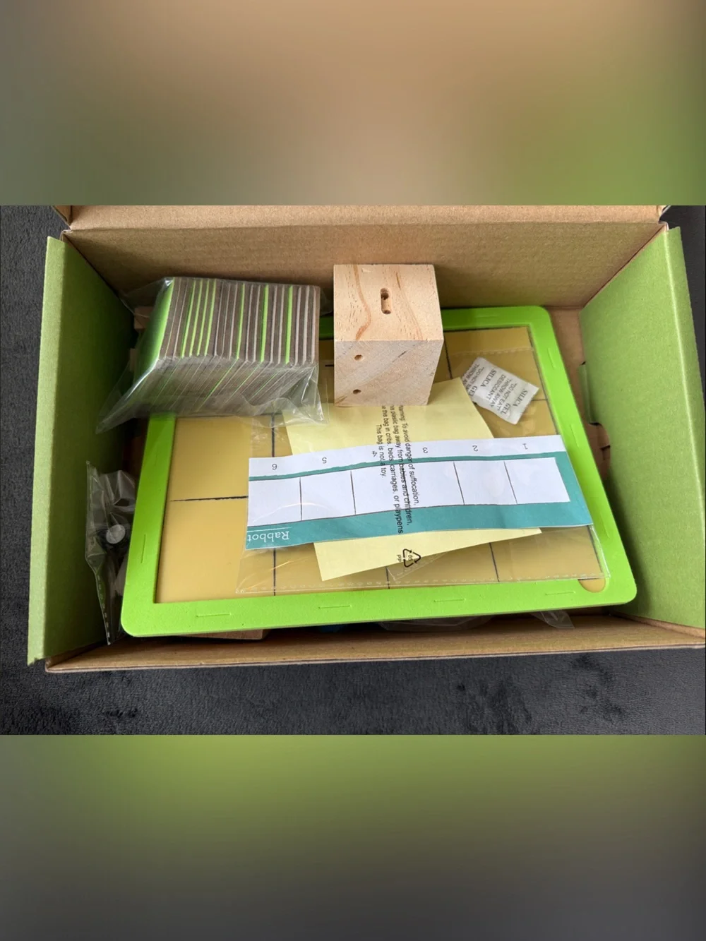 KiwiCo Explore! Kiwi Crate STEM Robots and Coding Kit